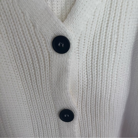 PrettyLittleThing Cardigan size 14 - Picture 3 of 6